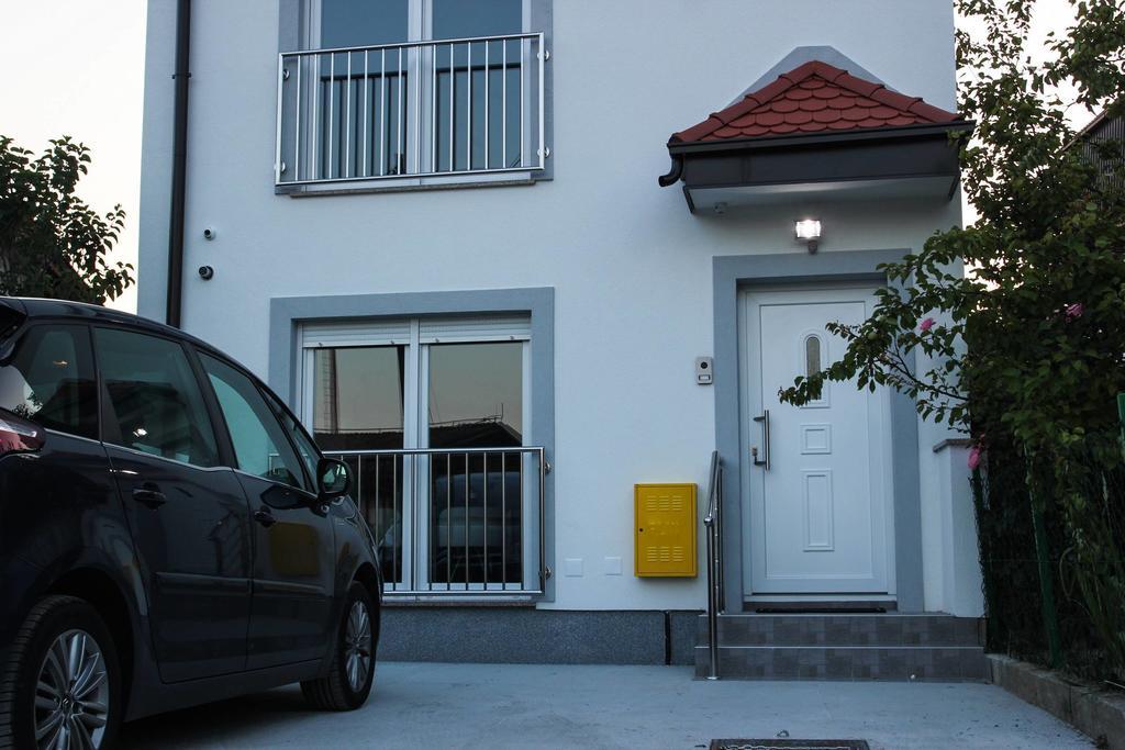 Apartment Sava *